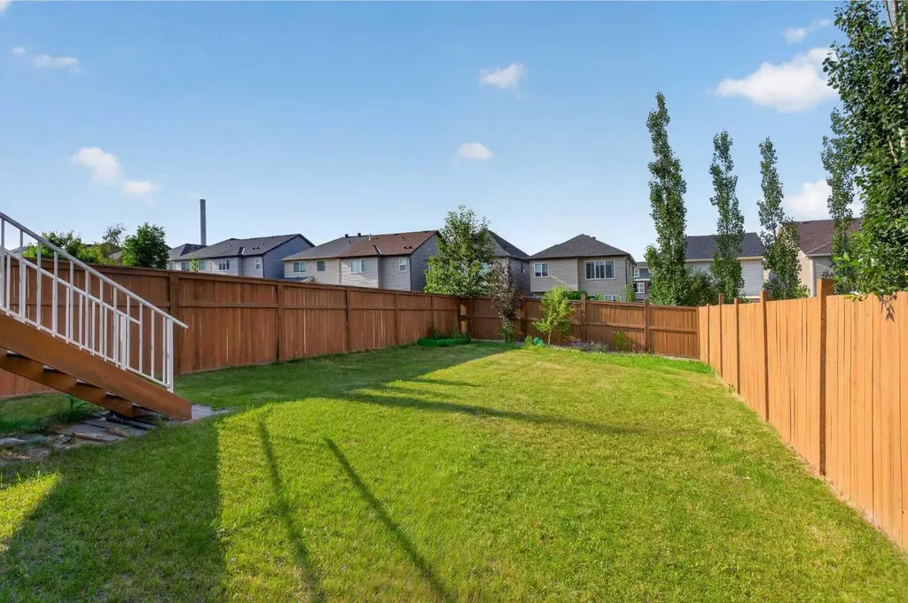 80 Nolancrest Green NW Calgary AB T3R0V8