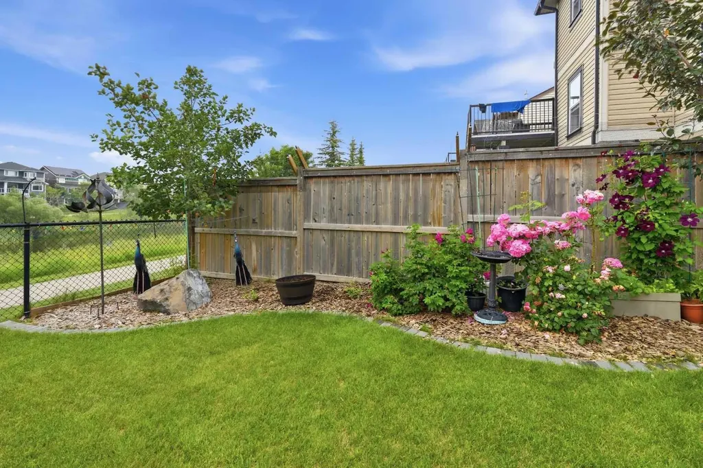 224 Kingston Way SE Airdrie AB T4A 0E9