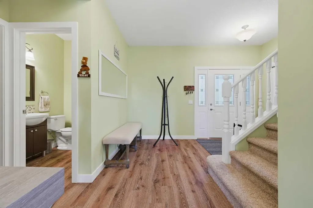 224 Kingston Way SE Airdrie AB T4A 0E9