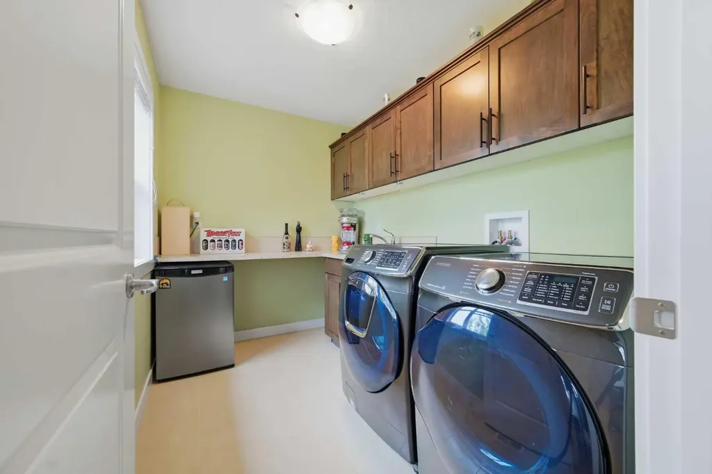 224 Kingston Way SE Airdrie AB T4A 0E9