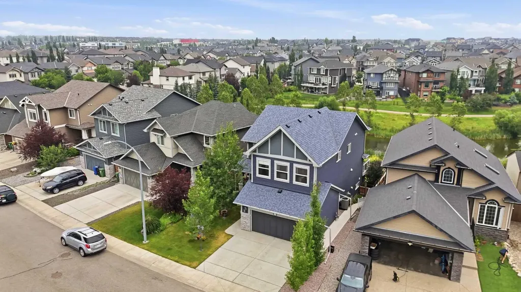 224 Kingston Way SE Airdrie AB T4A 0E9