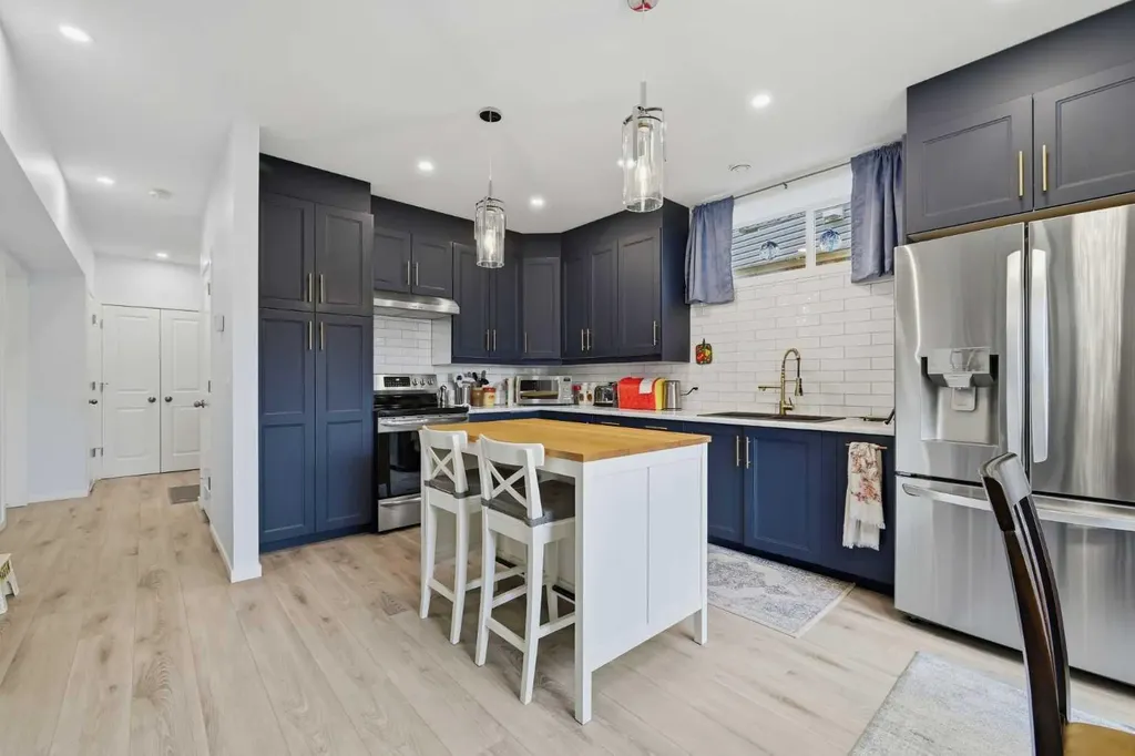 224 Kingston Way SE Airdrie AB T4A 0E9