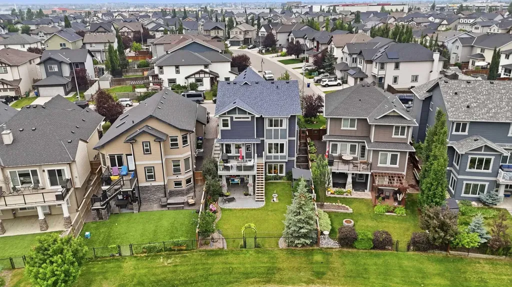 224 Kingston Way SE Airdrie AB T4A 0E9