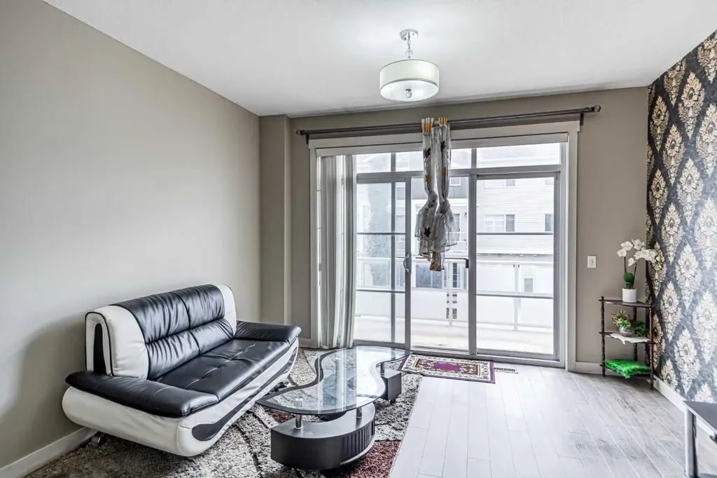 634 Redstone View NE Calgary AB T3N 0M9