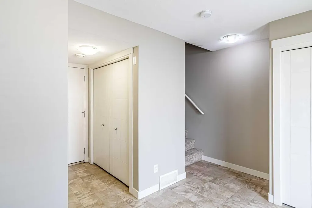 634 Redstone View NE Calgary AB T3N 0M9