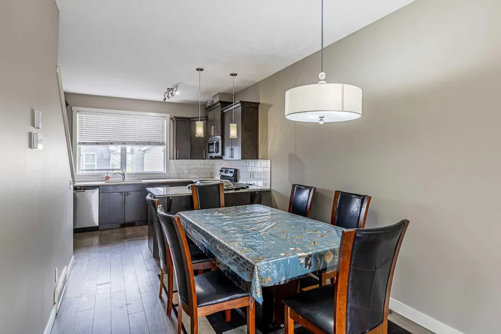 634 Redstone View NE Calgary AB T3N 0M9