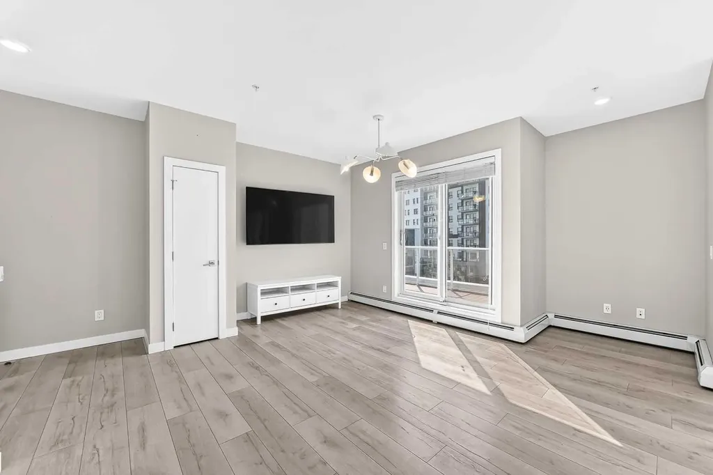 3130 Thirsk Street NW Calgary AB T3B6H4