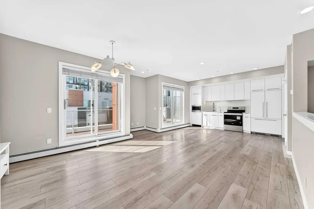 3130 Thirsk Street NW Calgary AB T3B6H4