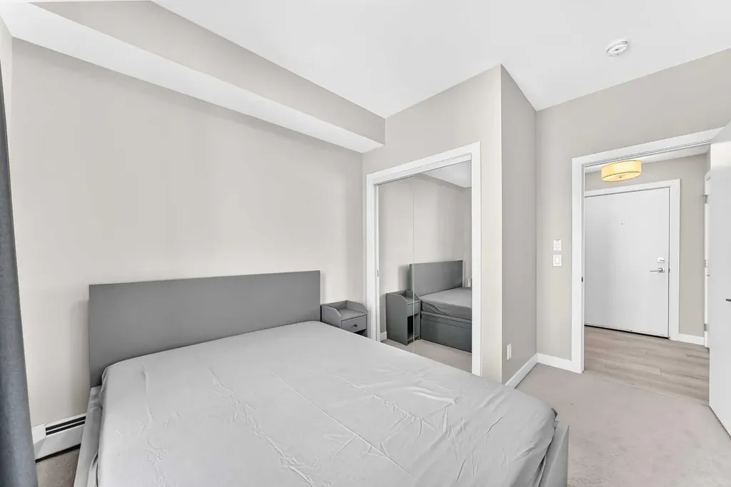 3130 Thirsk Street NW Calgary AB T3B6H4