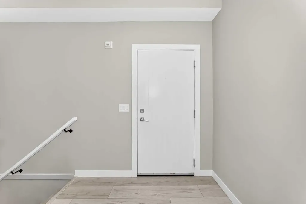 3130 Thirsk Street NW Calgary AB T3B6H4