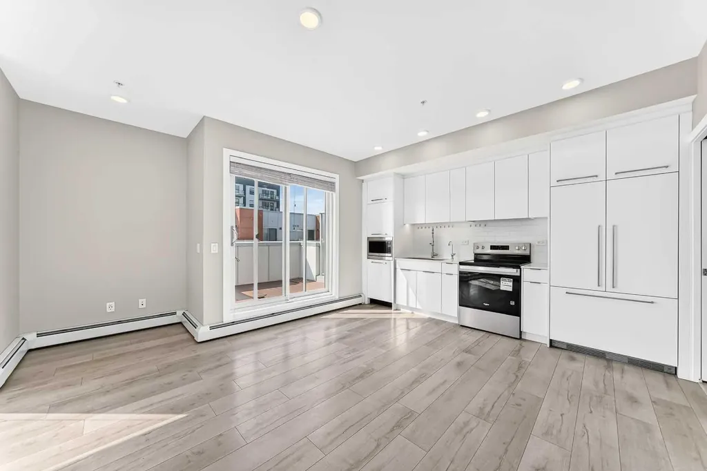 3130 Thirsk Street NW Calgary AB T3B6H4
