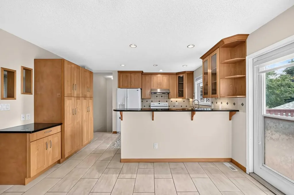 351 Cedarpark Drive SW Calgary AB T2W 2J5