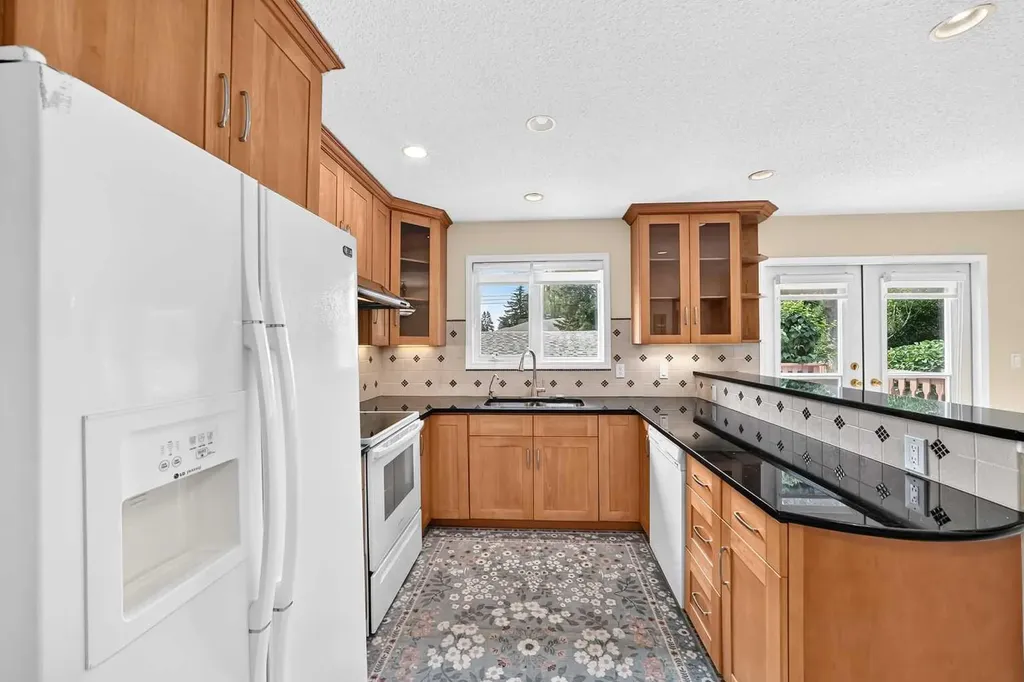 351 Cedarpark Drive SW Calgary AB T2W 2J5