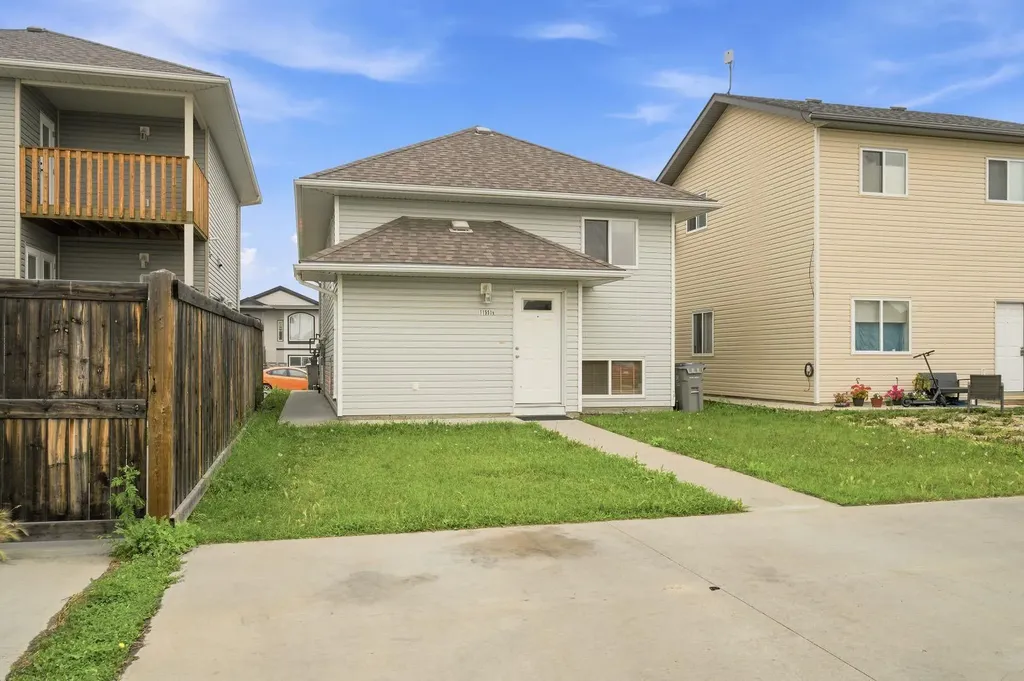 11551 75 Avenue Grande Prairie AB t8w0j3