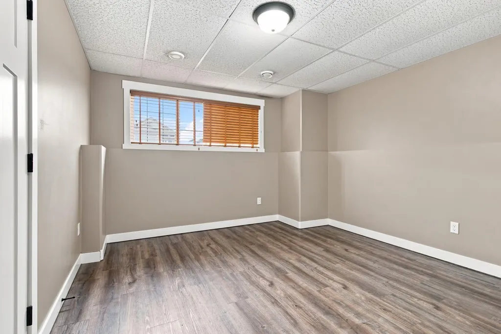 11551 75 Avenue Grande Prairie AB t8w0j3