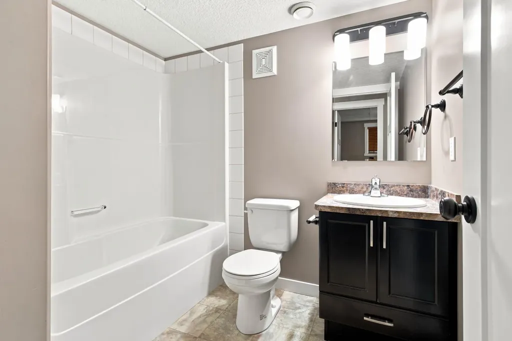 11551 75 Avenue Grande Prairie AB t8w0j3