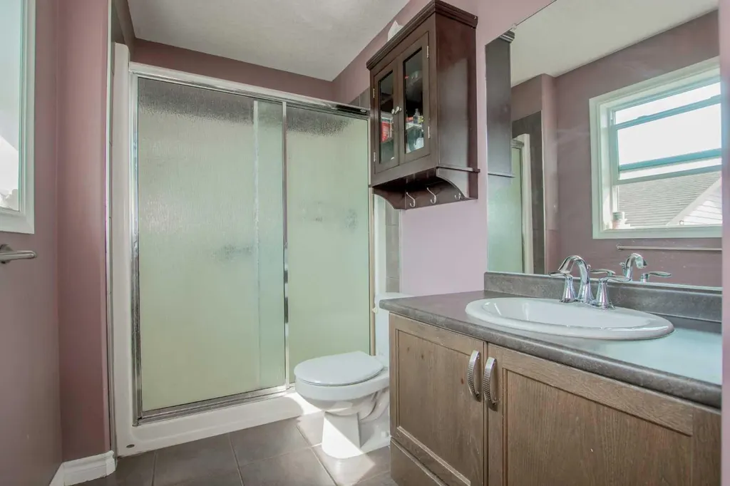 83 Pinnacle Lake Drive Grande Prairie AB T8W 0A9