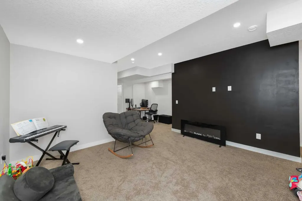 161 Red Sky Way NE Calgary AB T3N 0X7