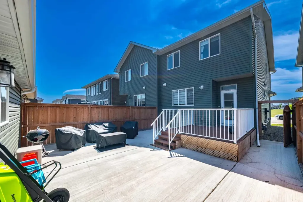 161 Red Sky Way NE Calgary AB T3N 0X7