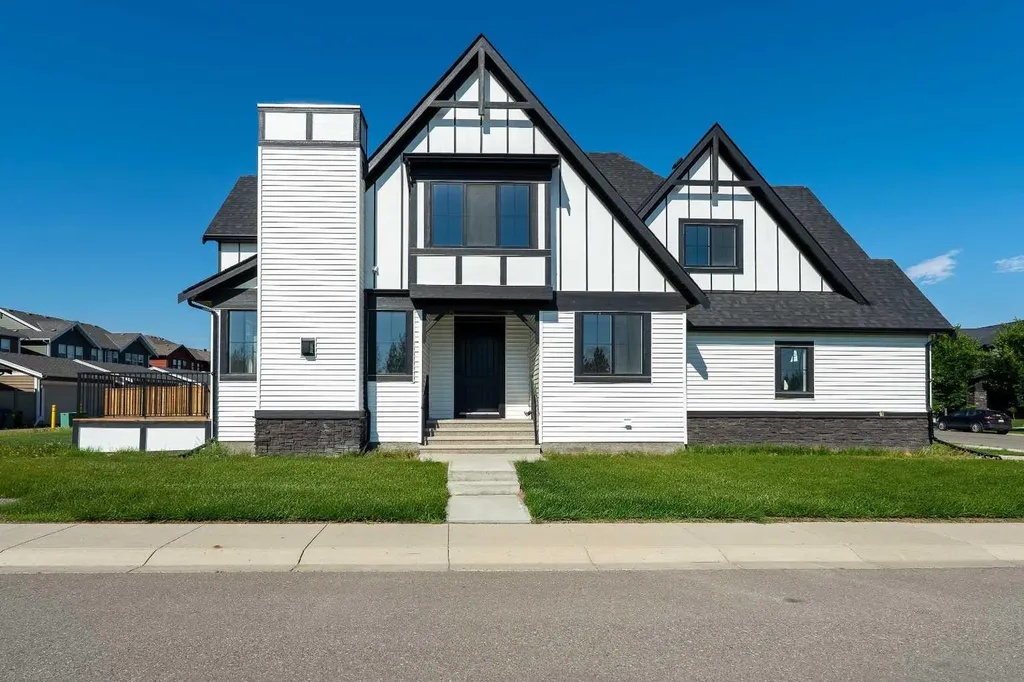 1209 Coopers Drive SW Airdrie AB T4B 3T6