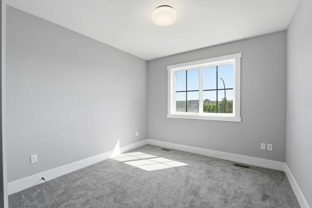 1209 Coopers Drive SW Airdrie AB T4B 3T6