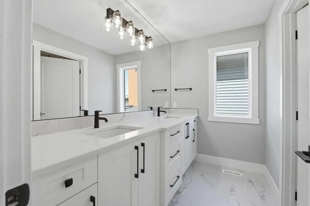 1209 Coopers Drive SW Airdrie AB T4B 3T6