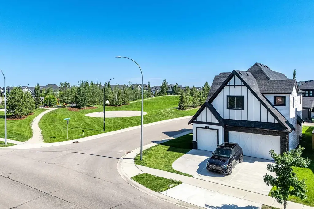 1209 Coopers Drive SW Airdrie AB T4B 3T6