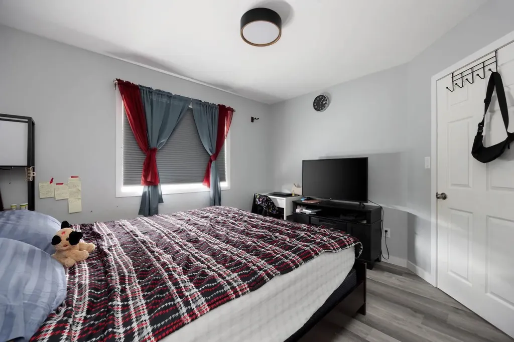 100 Paish Place Fort Mcmurray AB T9K2W4