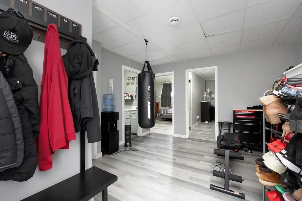 100 Paish Place Fort Mcmurray AB T9K2W4