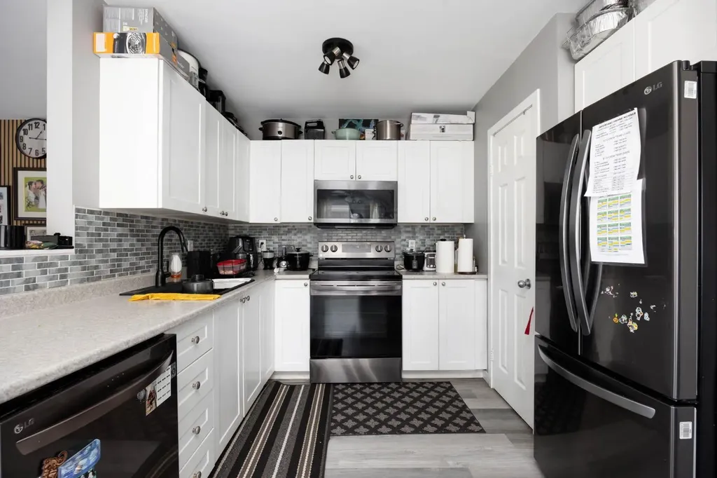 100 Paish Place Fort Mcmurray AB T9K2W4