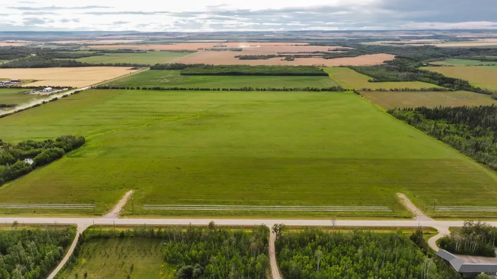 Lot 16/se-11-79-13-w6 Rural Saddle Hills County AB T0H 0A0