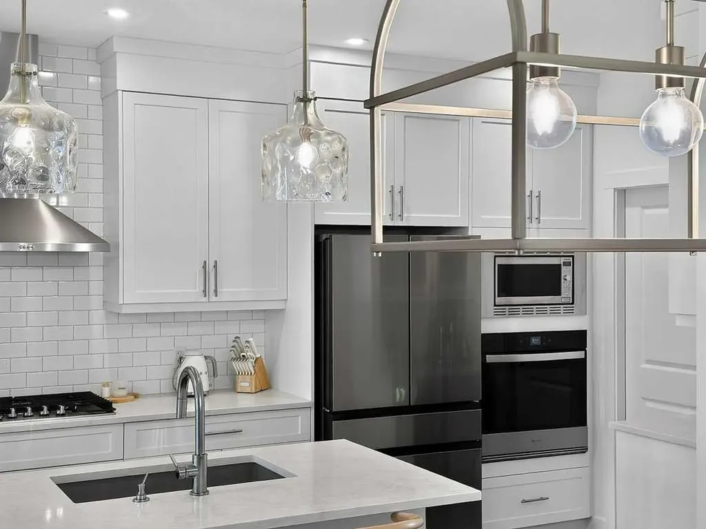 97 Rowmont Heath NW Calgary AB T3L 0H8