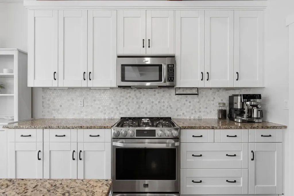 708 Coopers Square SW Airdrie AB T4B 0M1