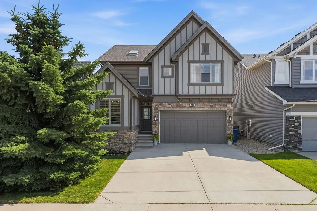 708 Coopers Square SW Airdrie AB T4B 0M1