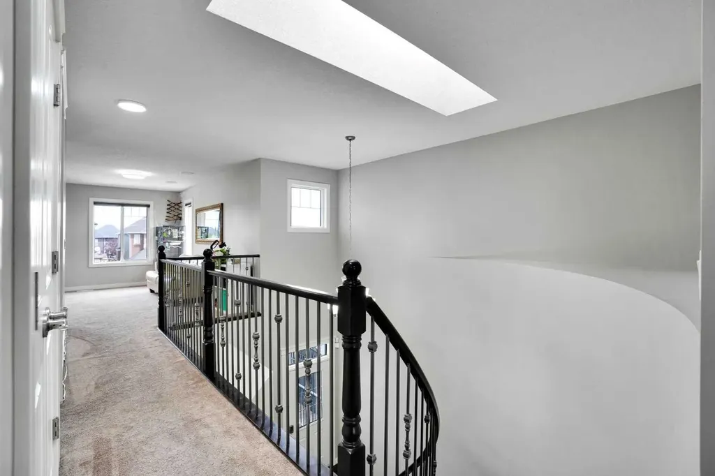 49 Sherwood Gate NW Calgary AB T3R0N9