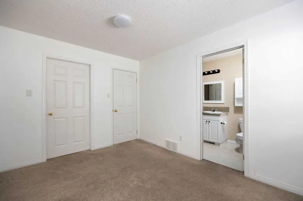 100 St. Laurent Way Fort Mcmurray AB T9K 2R4