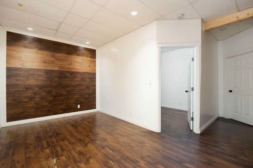 100 St. Laurent Way Fort Mcmurray AB T9K 2R4