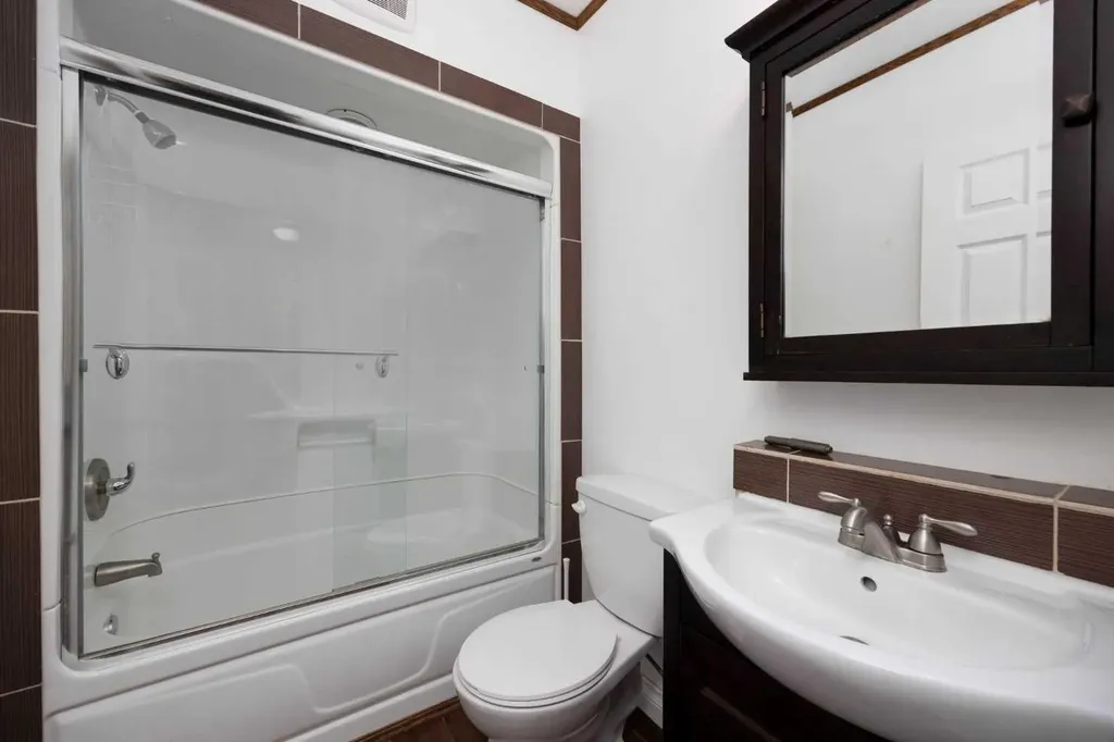 100 St. Laurent Way Fort Mcmurray AB T9K 2R4
