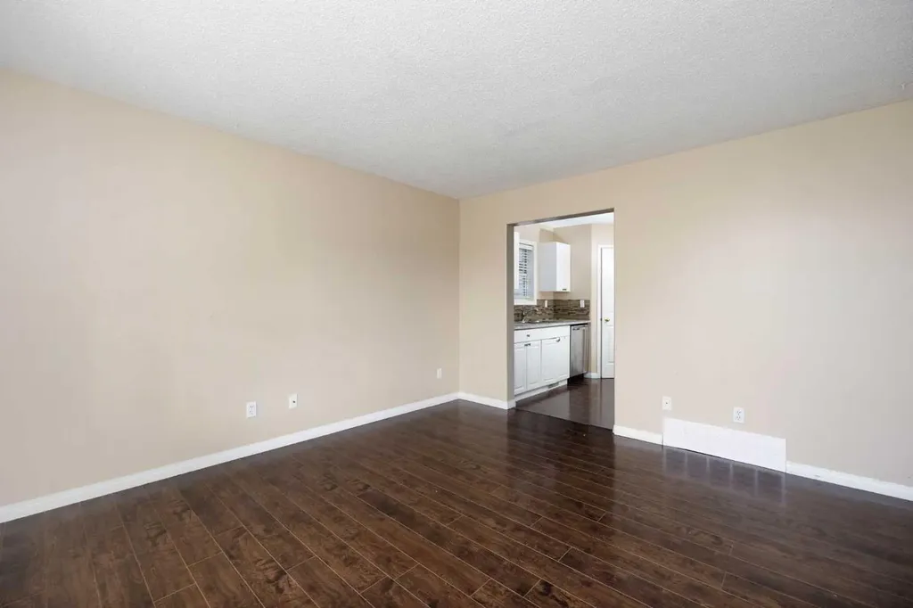 100 St. Laurent Way Fort Mcmurray AB T9K 2R4