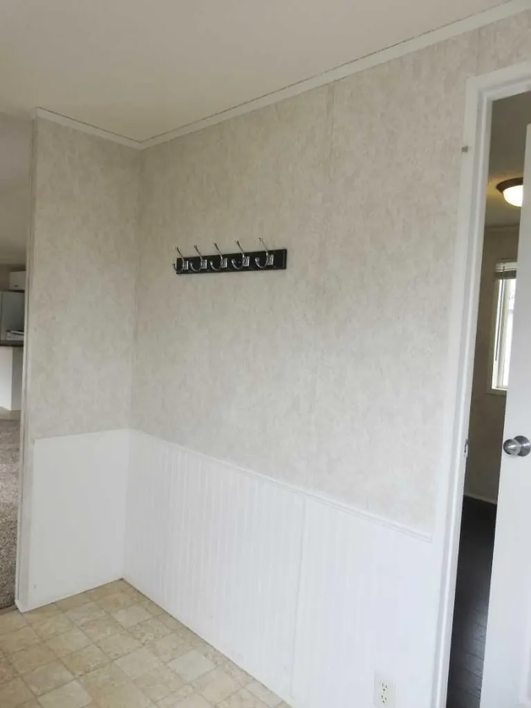 218 Oak Wood Drive NW Edmonton AB T6P 0A4