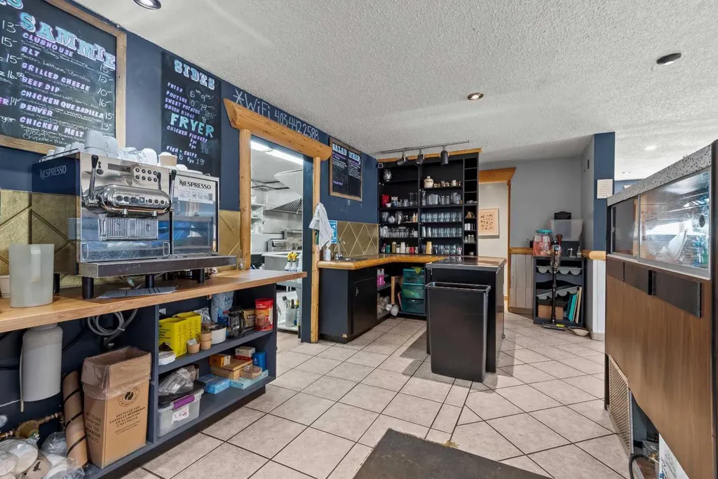 110 1 Avenue N Trochu AB T0M2C0