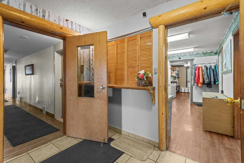 110 1 Avenue N Trochu AB T0M2C0