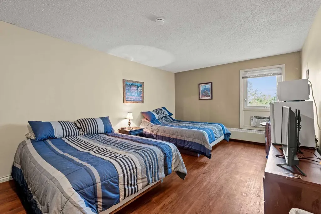 110 1 Avenue N Trochu AB T0M2C0
