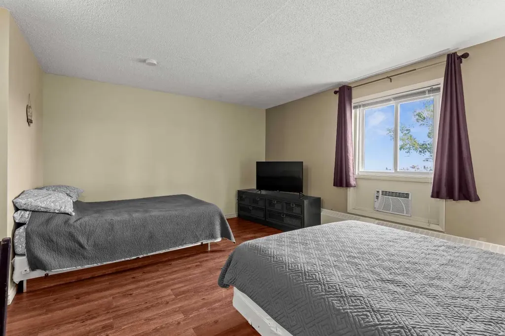 110 1 Avenue N Trochu AB T0M2C0