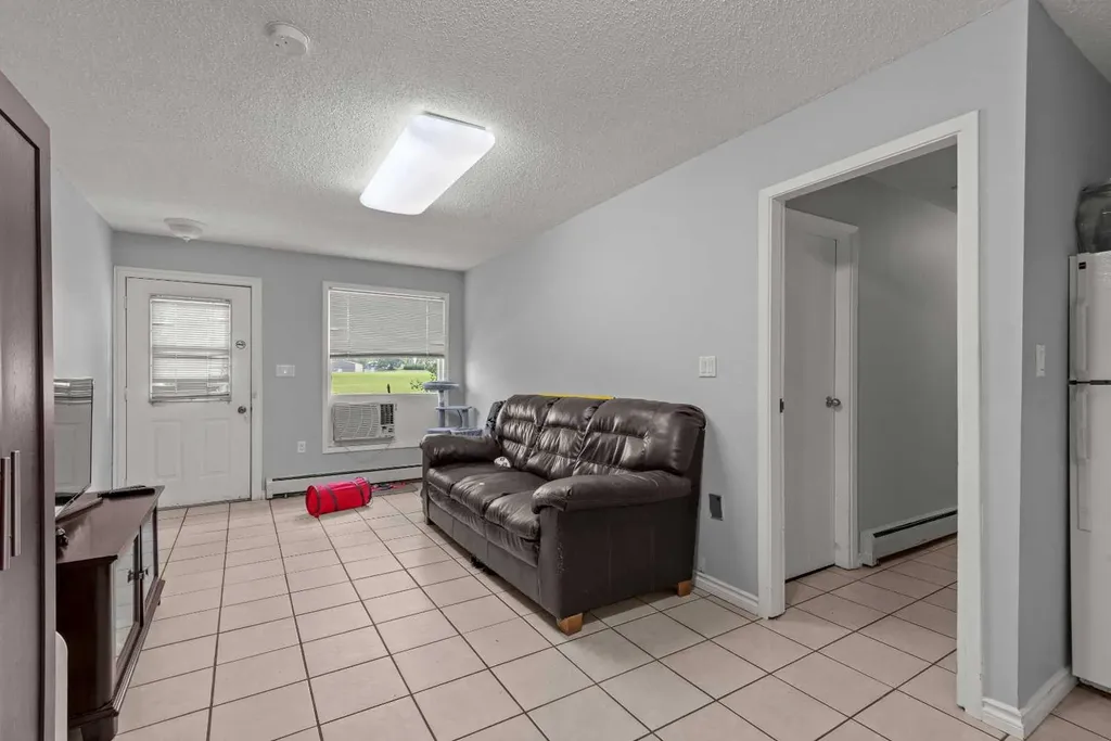 110 1 Avenue N Trochu AB T0M2C0