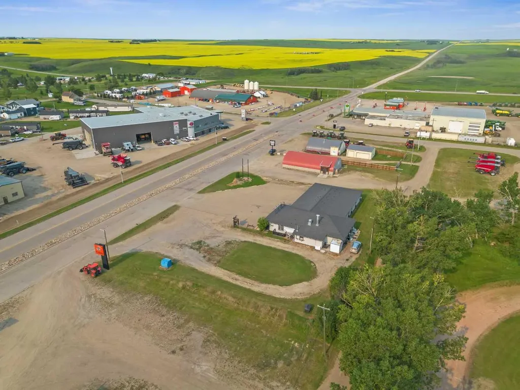 110 1 Avenue N Trochu AB T0M2C0