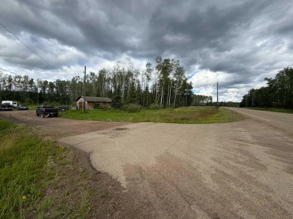 267 Forestry Road Red Earth Creek AB T0G 1X0