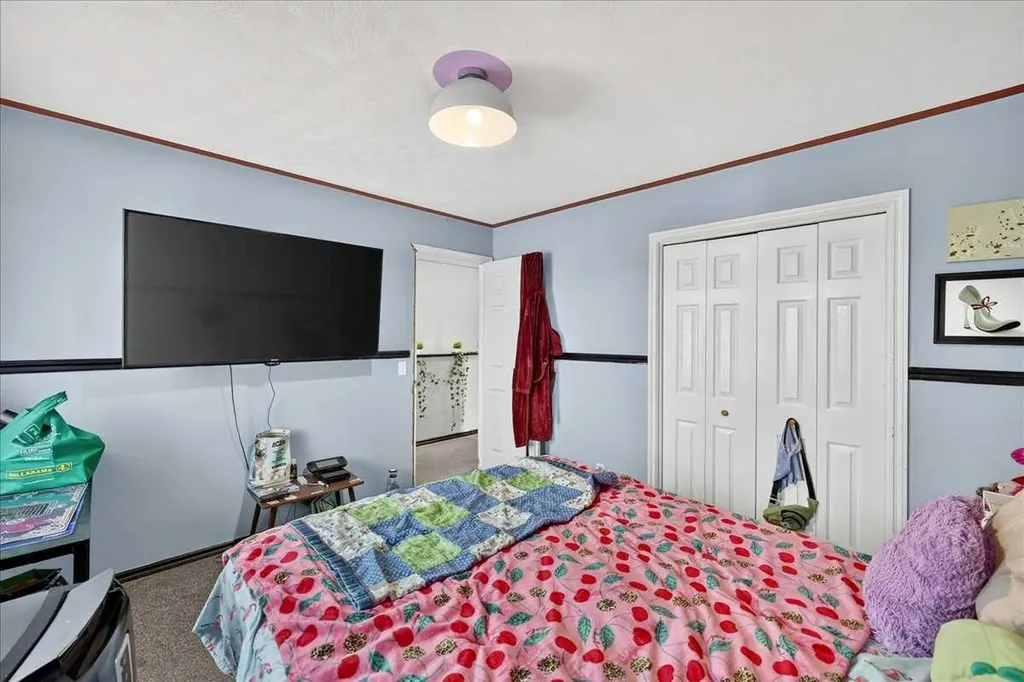 219 Penworth Drive SE Calgary AB T2A 5E2