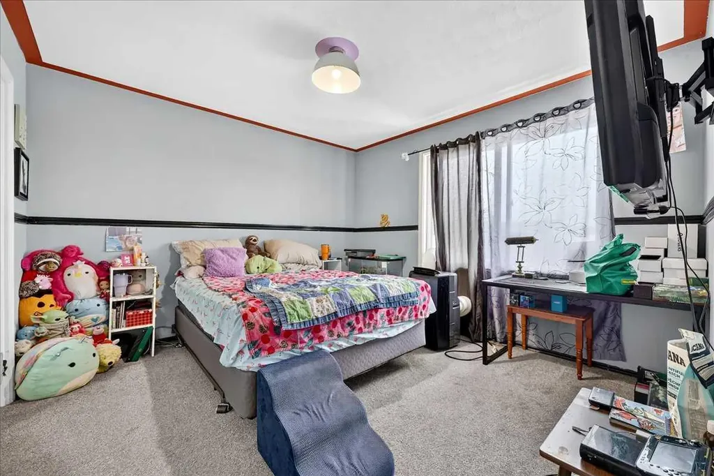 219 Penworth Drive SE Calgary AB T2A 5E2