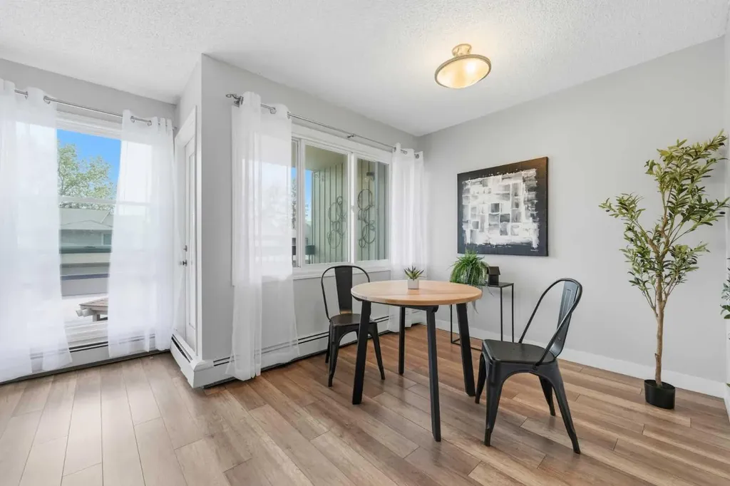 860 Midridge Drive SE Calgary AB T2X 1K1